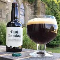 Bia Tynt Meadow English Trappist Ale 7.4% vol chai 330ml