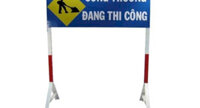 Biển cảnh báo công trường đang thi công hình chữ nhật V16