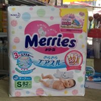 Bỉm Merries size S82 miếng.