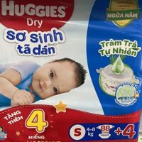 Bỉm – Tã Dán Huggies S 88+4 miếng ( Cho bé từ 4-8KG)