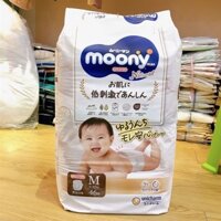 Bỉm tã dán/quần Moony Natural