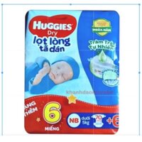 Bỉm/Tã dán  sơ sinh huggies nb 70(<5kg) cộng 6 miếng mẫu tràm trà