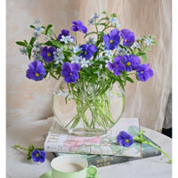 Bình cắm hoa thủy tinh hình oval dẹt trong suốt nghệ thuật