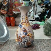 Bình củ tỏi men dạn họa tiết nổi mai công