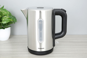 Bình đun siêu tốc Panasonic NC-K301SRA