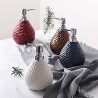 Bình đựng dầu gội, sữa tắm cho khách sạn, spa cao cấp (gốm sứ chấm nổi, 560ml)