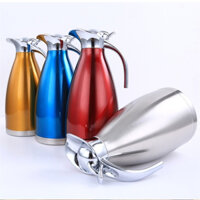 Bình Đựng Nước 2 Lit Inox Có Quai Cầm màu ngẫu nhiên