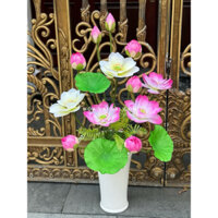 Bình hoa sen cắm sẵn