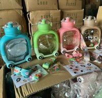 Bình nhựa đựng nước trẻ em có ticker dán (Kiện 40 cái)