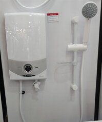 Bình nóng lạnh trực tiếp có bơm Ariston