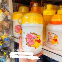 bình nước nắp ly nhựa hình gấu Winnie the pooh disney (1 cái)