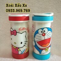 bình nước nhựa 2 lớp có quai xách đoraemon - hello kitty dễ thương