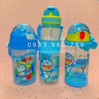 bình nước nhựa ống hút + kèm dây đeo ĐORAEMON đáng yêu cho bé đi học