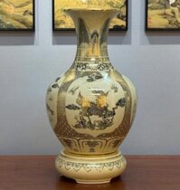 Bình phú quý Chu Đậu long lân quy phượng men vàng kem truyền thống vẽ vàng kích thước 65cm