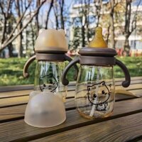 Bình Sữa Mèo Kitty 300ml Cho Bé Kèm Tay Cầm, Van Chống Sặc, Núm Ti Siêu Mềm