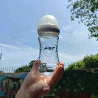 Bình sữa thuỷ tinh Philips Avent Natural mô phỏng tự nhiên 120ml/240ml
