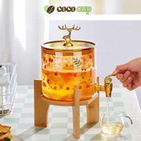 Bình Thủy Tinh Đựng Nước Có Vòi Rót 2.6L Kèm Kệ Gỗ, Nắp Hươu Vàng, In Sticker Dễ Thương - Coco Cup