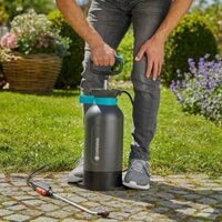 Bình tưới cây áp suất 5 lít Gardena Made in Germany