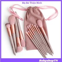 Bộ 13 cọ trang điểm chuyên nghiệp màu xanh lá cây kèm túi đựng có dây rút
