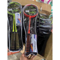 Bộ 2 chiếc vợt cầu lông, kèm 3 quả cầu tiện lợi