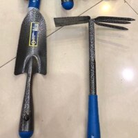 Bộ 2 dụng cụ làm vườn cán cao su xanh để đào xới đất làm cảo ( xẻng + 1 cuốc cào sới ) KNS2 - LV125