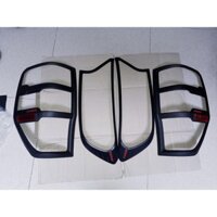 Bộ 2 ốp viền đèn pha + 2 ốp viền đèn hậu đen xe FORD RANGER đời 2015-2021 và bản raptor.