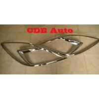 Bộ 2 ốp viền đèn pha mạ crom cao cấp  Mazda BT50 2017 đến 2020.