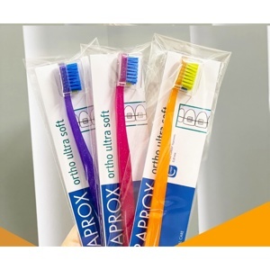 Bộ 3 cây bàn chải đánh răng Curaprox CS 5460