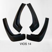 Bộ 4 chắn bùn xe Vios 2007 đến 2013 chất liệu nhựa dẻo, hạn chế bùn đất bắn lên thân xe, dễ dàng lắp đặt
