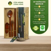 Bộ 4 Món Muỗng Đũa Nĩa Gỗ Cao Cấp tặng kèm đồ kê TPI071, bền bỉ, chịu nhiệt tốt và dễ dàng chùi rửa
