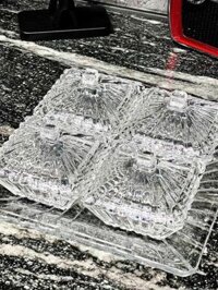 Bộ 4 Thố Mứt Thuỷ Tinh Pha Lê có nắp kèm khay sang xịn mịn DL EU