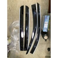 Bộ 4 vè che mưa theo xe Suzuki XL7 chỉ inox xịn