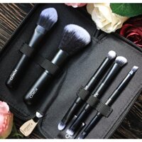 Bộ 5 cọ trang điểm Kiko - Travel Brush Set - đánh phấn mắt - kẻ viền môi - đánh phấn má hồng chuyên nghiệp- Italy