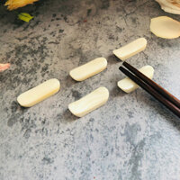 [Bộ 5] Gác/Kê Đũa Trai Trắng Hình Gối, Phong Cách Nhật Bản, Phụ Kiện Nhà Bếp, Chụp Ảnh Decor Xinh Xắn