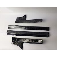 Bộ 8 ốp bậc trong ngoài xe Grand i10 mẫu titan