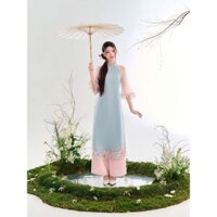 Bộ áo dài Tết chất tơ ánh dáng suông màu xanh phối hồng kèm họa tiết hoa YOONA - ND25S658