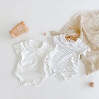 Bộ áo liền quần cổ sen hoạ tiết trắng trơn, chấm bi xinh xắn cho bé gái, chất liệu cotton thoáng mát , thấm hút mồ hôi