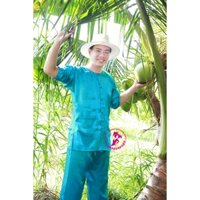 Bộ bà ba cho nam màu xanh lý nhạt vải phi bóng - Nam Phương - 1 set gồm áo + quần + tặng 1 khăn rằn. Mã SP: PB014