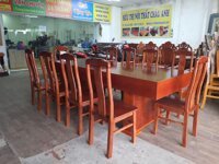 Bộ bàn ăn 10 ghế cho không gian rộng BA012