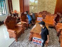 Bộ bàn ghế Hoàng Gia nguyên khối gỗ hương đá 10 món chân 18 (Anh Hưng, Hải Dương)