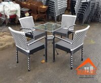 Bộ Bàn Ghế Nhựa Giả Mây Mặt Kiếng Vuông, Màu Trắng HV001