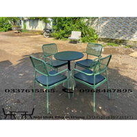 Bộ bàn ghế sắt chân bàn trụ tròn