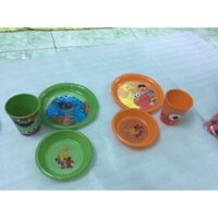 Bo bat dia ly an cho be 3d Sesame Street Dinnerware