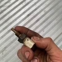 Bộ cảm biến nhiệt làm mát động cơ hàng zin tháo xe SYM Attila Passing 125 Fi điện tử