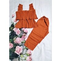 Bộ cánh tiên cổ vuông.