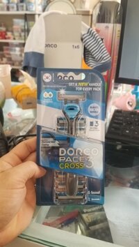 Bộ cao dâu DORCO 3 lưỡi (1 cán dao +6 đầu dao cạo)