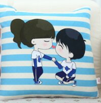 Bộ chăn gối 2 trong 1 hình chibi siêu dễ thương 03