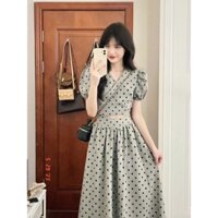 Bộ chân váy cỡ lớn mẫu mới kiểu Pháp áo tôn dáng thon gọn eo tay phồng nữ dáng ngắn cạp cao chấm bi nữ sành điệu 7YXT