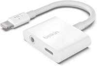 Bộ chuyển đổi cáp Belkin từ cổng Lightning sang âm thanh 3,5 mm + chia sạc âm thanh, tương thích iOS 9 trở lên - Màu trắng, kèm theo bộ chuyển đổi tai nghe Aux 2 trong 1 và dongle sạc.