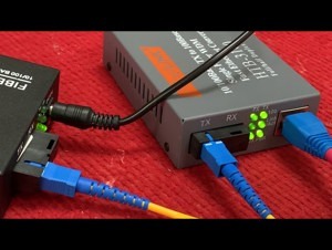 Bộ chuyển đổi quang điện 2 cổng 10/100M HL-SF1002D